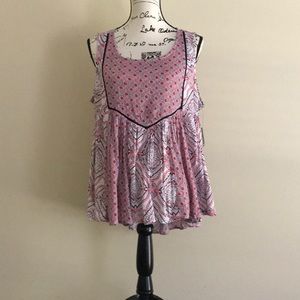 Crown&ivy sleeveless tunic